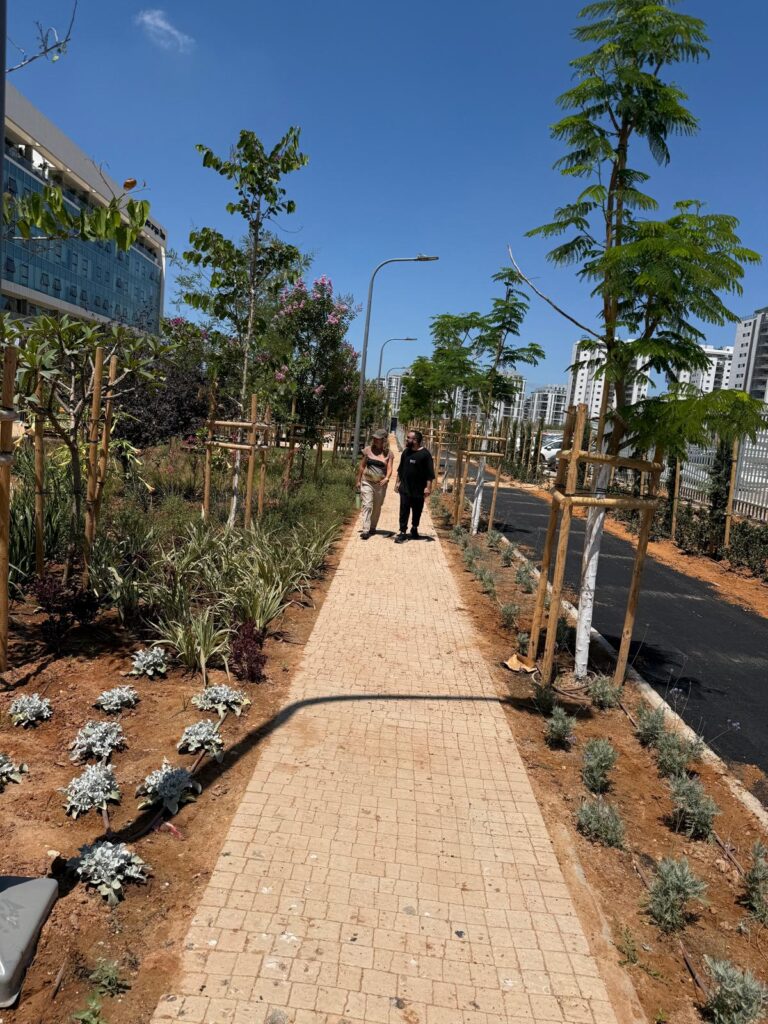 פארק סיטון, הקריה האקדמית, קרית אונו